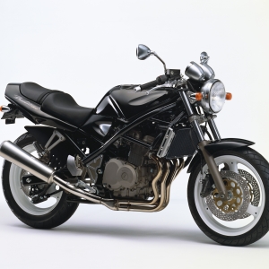 Bình ắc quy xe Suzuki GSF 400 Bandit chính hãng