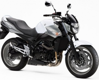 Tư vấn cách chọn ắc quy cho xe mô tô Suzuki phân khối lớn phù hợp