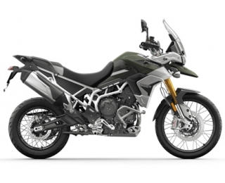 Tìm hiểu các thông số trên ắc quy cho xe mô tô Triumph phân khối lớn