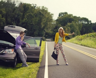 Cách sử dụng bộ kích điện ô tô đơn giản và an toàn nhất