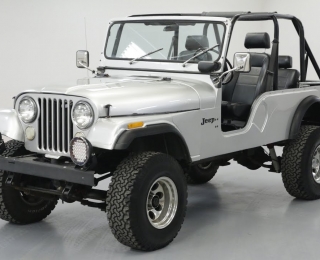Bình ắc quy xe Jeep CJ6